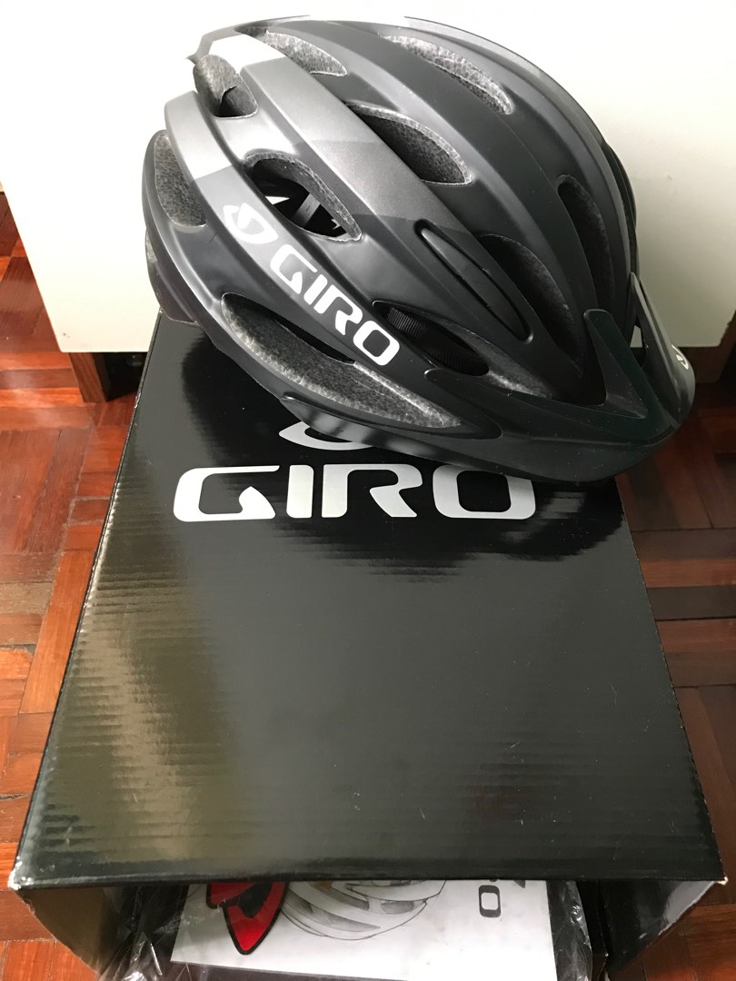 Giro revel men's bike helmet top