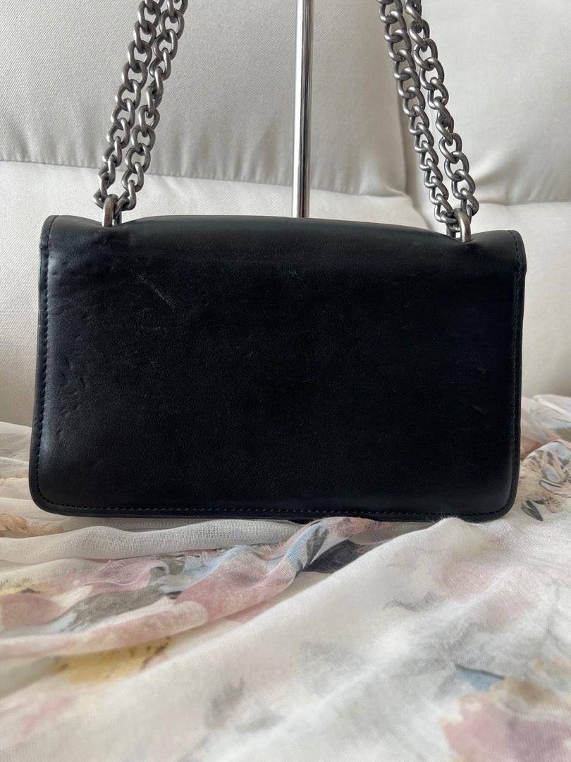 Gucci xl embossed chain strap shop black leather cross body bag