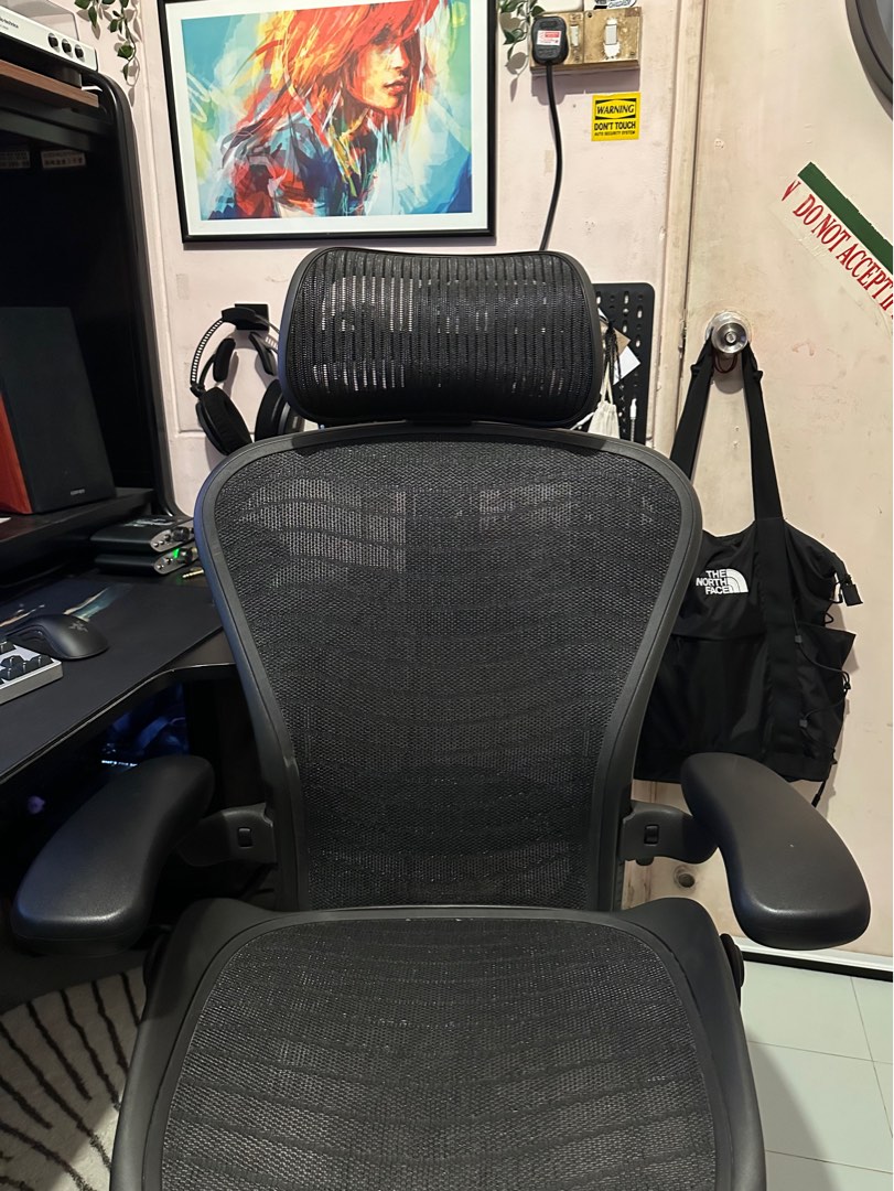 Herman Miller Aeron, Headrest Fully Loaded, Furniture & Home Living