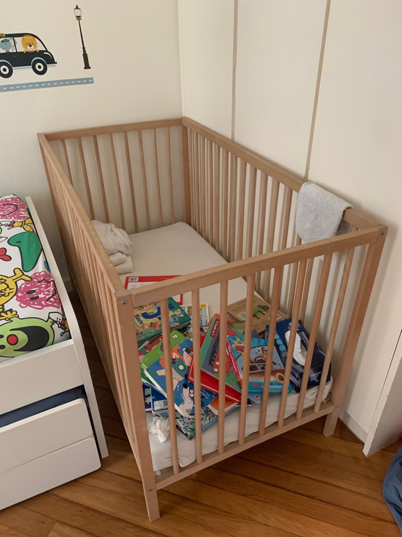 IKEA Sniglar cot, 兒童＆孕婦用品, 兒童傢具, 兒童傢具 嬰兒床 Carousell