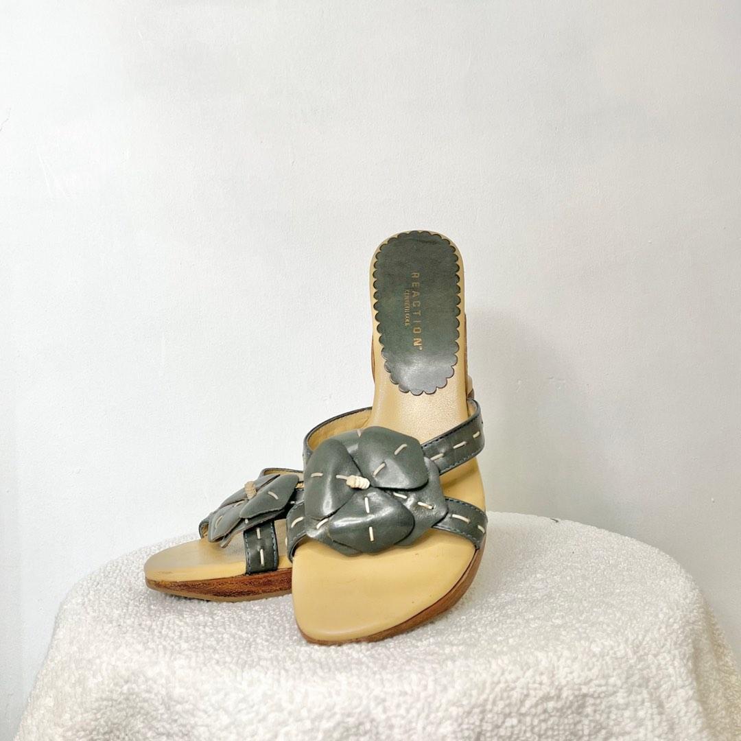 Kenneth Cole Reaction Heels (Category: Heels) located in Quezon City. Submitted by andydeleon (Listing ID 1186399957, Image 1). Description: Kenneth Cole Reaction Heels ✿ size: 5 ½ (but fits me well too I’m size 6 with wide feet) ✿ never used ✿ has minimal issues but still usable (see pictures for the issues) ✿ no original box ♥ also available in shopee ♥ kindly send us a message for inquiries ♥ measurements indicated are taken with the item laid