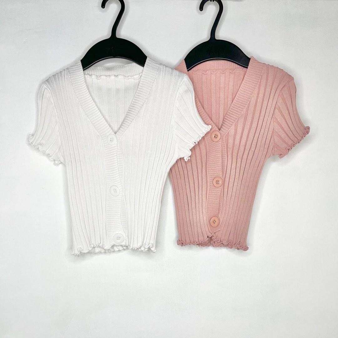 Knitted Button Jennie Top (White and Pink) (Category: Blouses) located in Quezon City. Submitted by andydeleon (Listing ID 1186398448, Image 1). Description: Knitted Button Jennie Top (White & Pink) - 260 each, 500 bundle ✿ bought from yous.ph on shopee ✿ original price: 295 ✿ fits XS-S frames and stretchable ☁ L - 14.5“ ☁ W - 11“ ♥ also available in shopee ♥ kindly send us a message for inquiries ♥ measurements indicated are taken with the item 