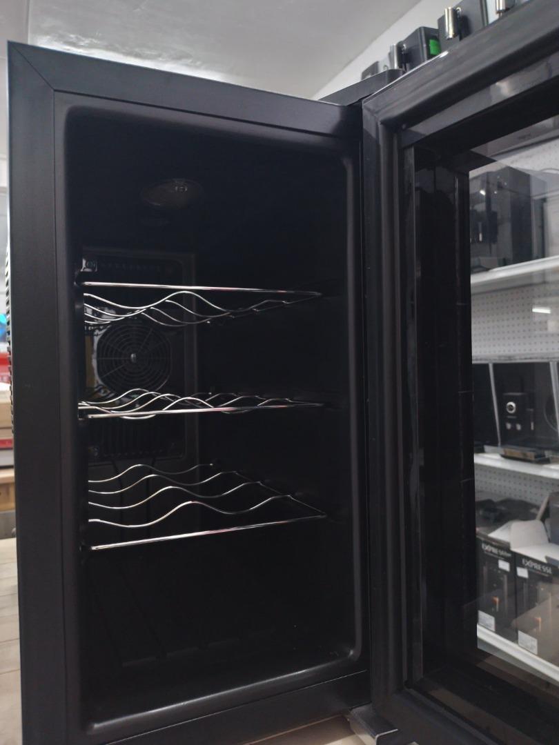 Kogan 8 Bottle Thermoelectric Wine Cooler, TV & Home Appliances