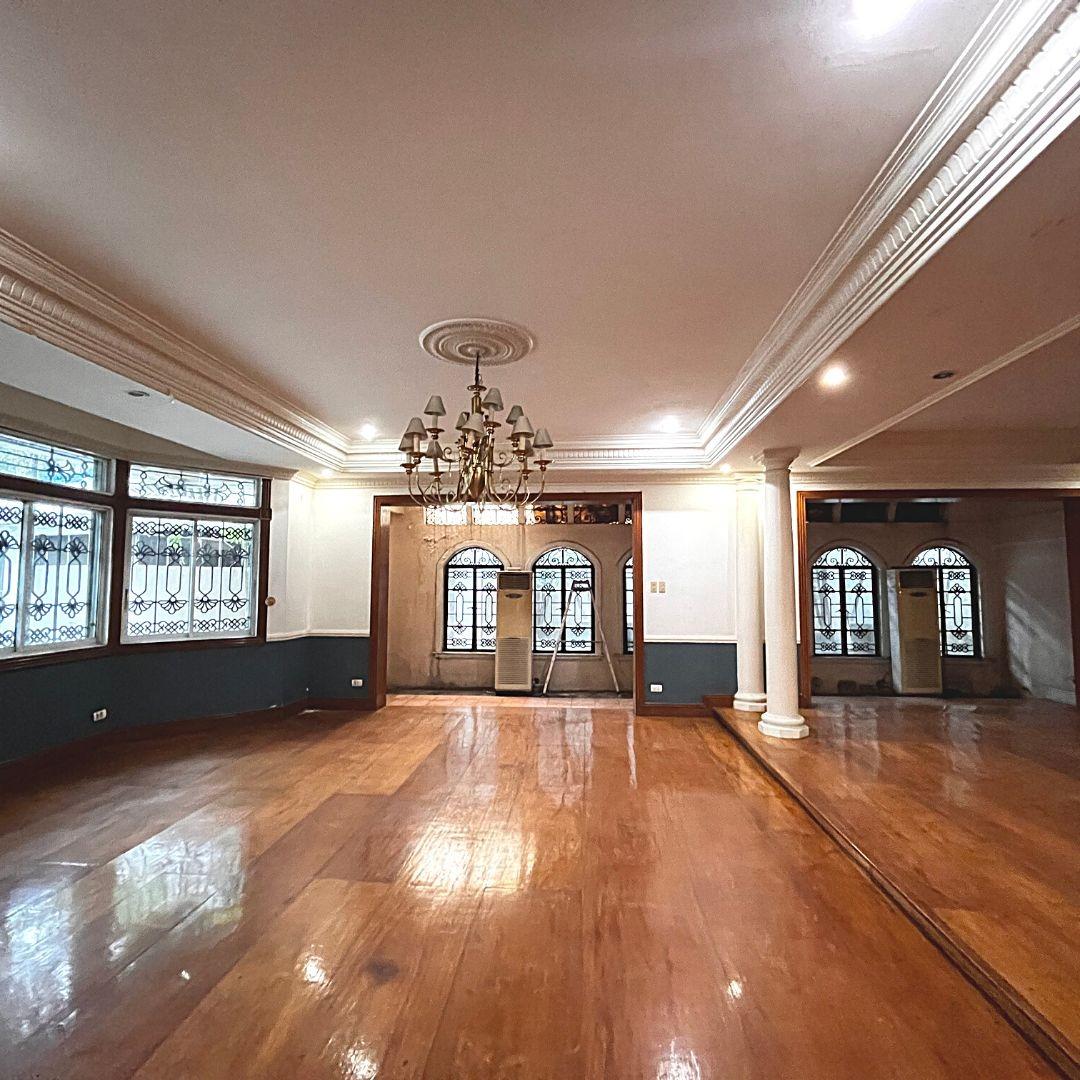 La Vista House for Sale! Quezon City, Property, For Sale, House & Lot on Carousell