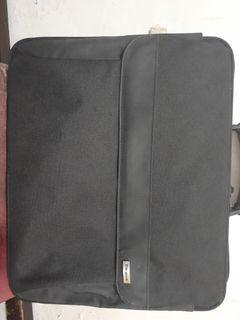 Laptop sling bag