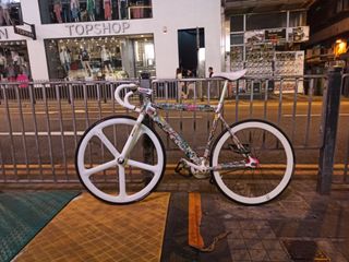 （分類：）位於 。 由 yimos777 提交（商品編號 1184420630，圖片 1）。簡介： 。