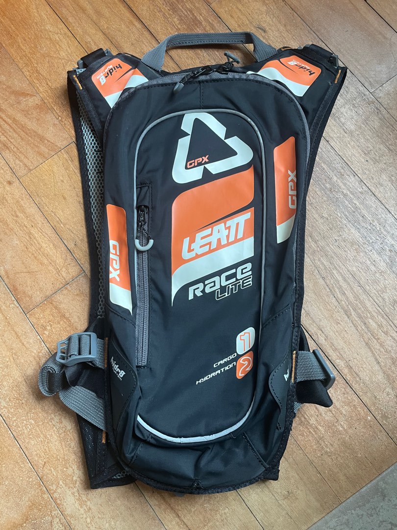 LEATT Race Light hydration bag, Sports Equipment, Bicycles & Parts