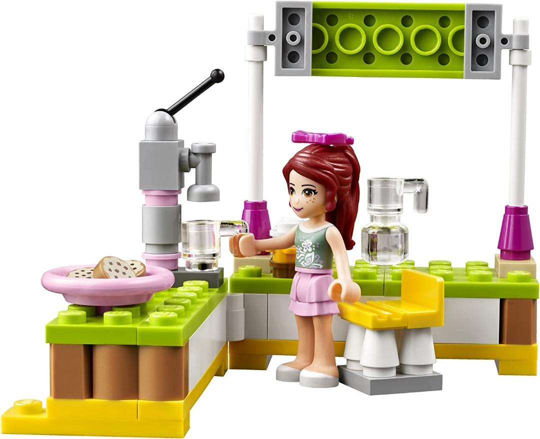 LEGO Friends 41027 Mia's Lemonade Stand, Hobbies & Toys, Toys & Games