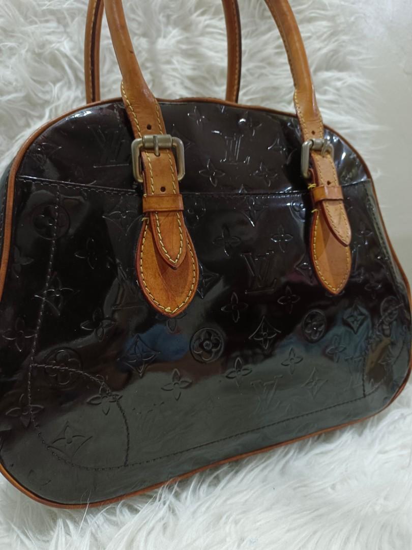 LOUIS VUITTON SUMMIT DRIVE MONOGRAM VERNIS LEATHER BAG, Luxury, Bags &  Wallets on Carousell