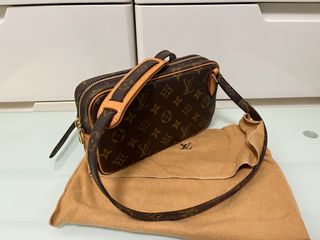 （分類：）位於 。 由 GeoNg 提交（商品編號 1186453279，圖片 1）。簡介： 。