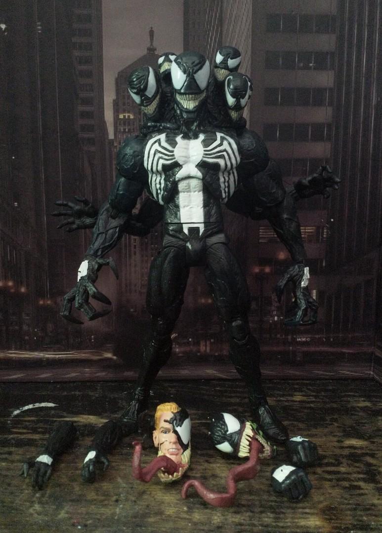 Diamond Select Toys Marvel Select Venom Action Figure, 興趣及遊戲