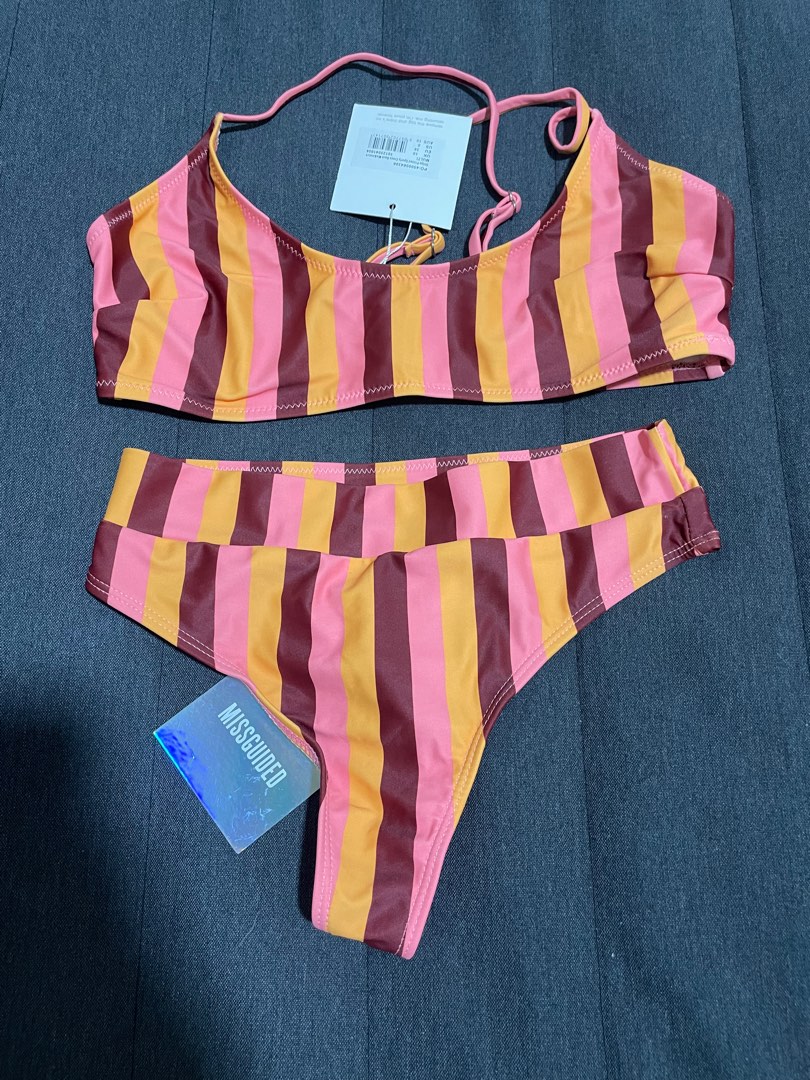 Missguided Tricolor Swimsuit Brand New, Women's Fashion, Swimwear