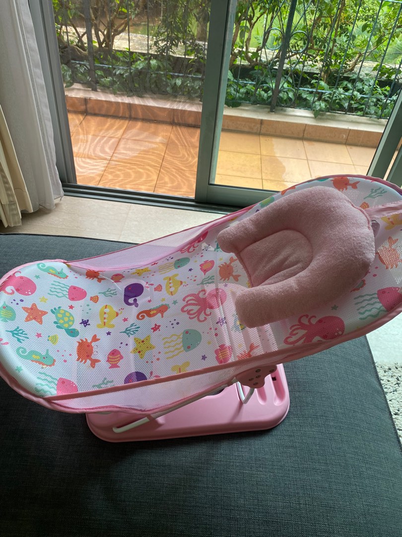 MotherCare Baby Bath Seat, Babies & Kids, Bathing & Changing, Bathtub