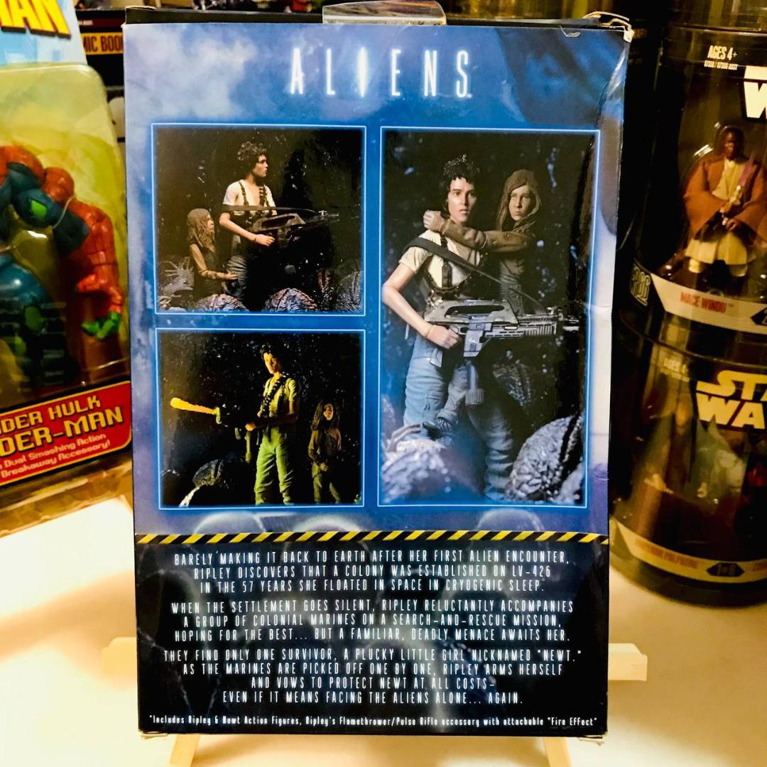 Cheap 30th Anniversary Aliens Ripley Rescuing Newt Collectible