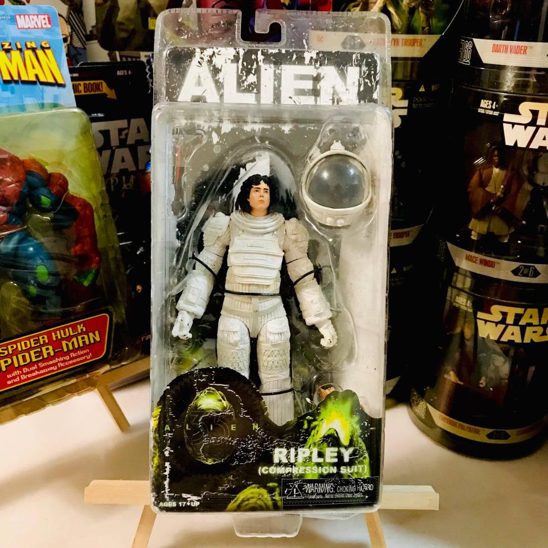 NECA REEL TOYS ALIEN SERIES 4 - 40TH ANNIVERSARY LT.ELLEN RIPLEY ( COMPRESSION  SUIT ), Hobbies & Toys, Toys & Games on Carousell