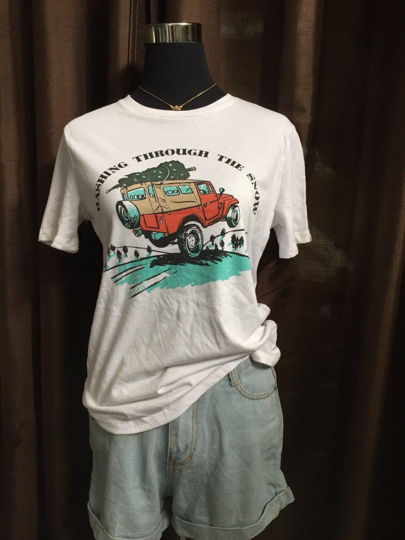 Old navy white, Women's Fashion, Tops, Shirts on Carousell