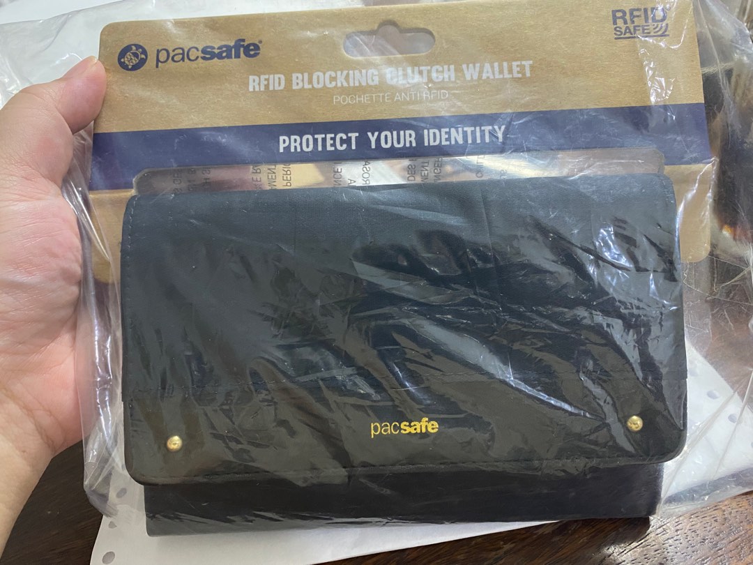 Peace Love Camel Flexible Rfid Wallet