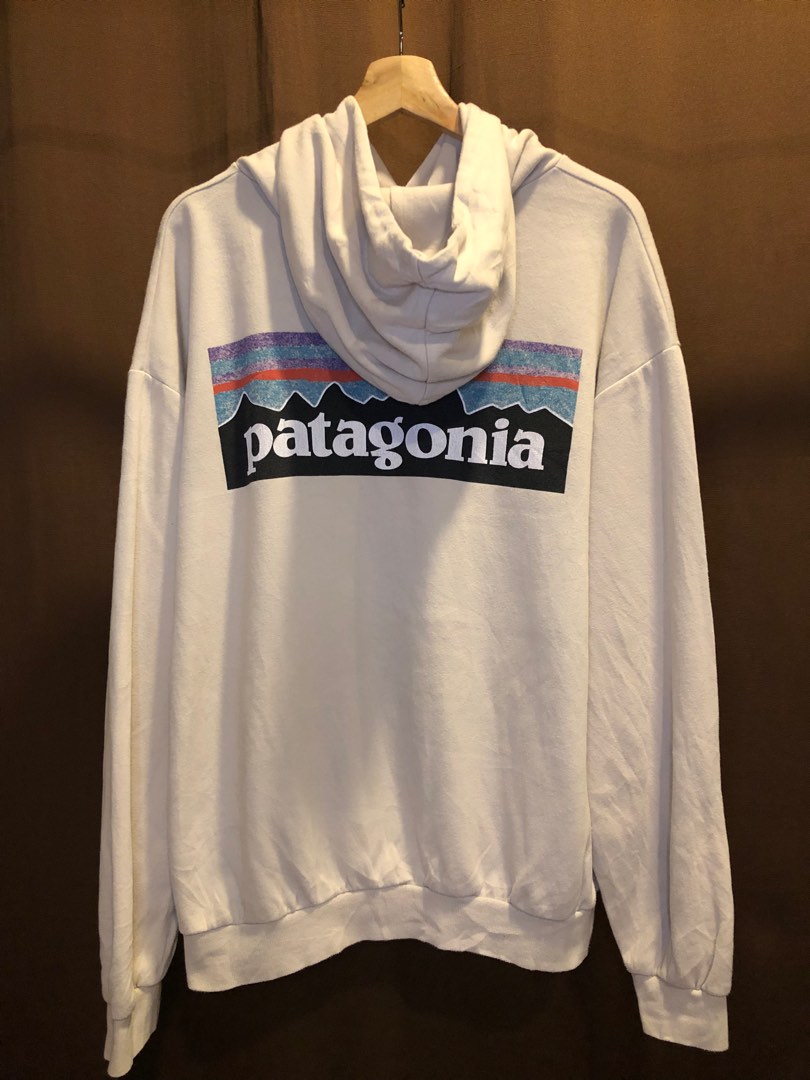 Patagonia store white hoodie