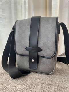 (Category: ) located in . Submitted by ezraredza-0 (Listing ID 1186371901, Image 1). Description: .