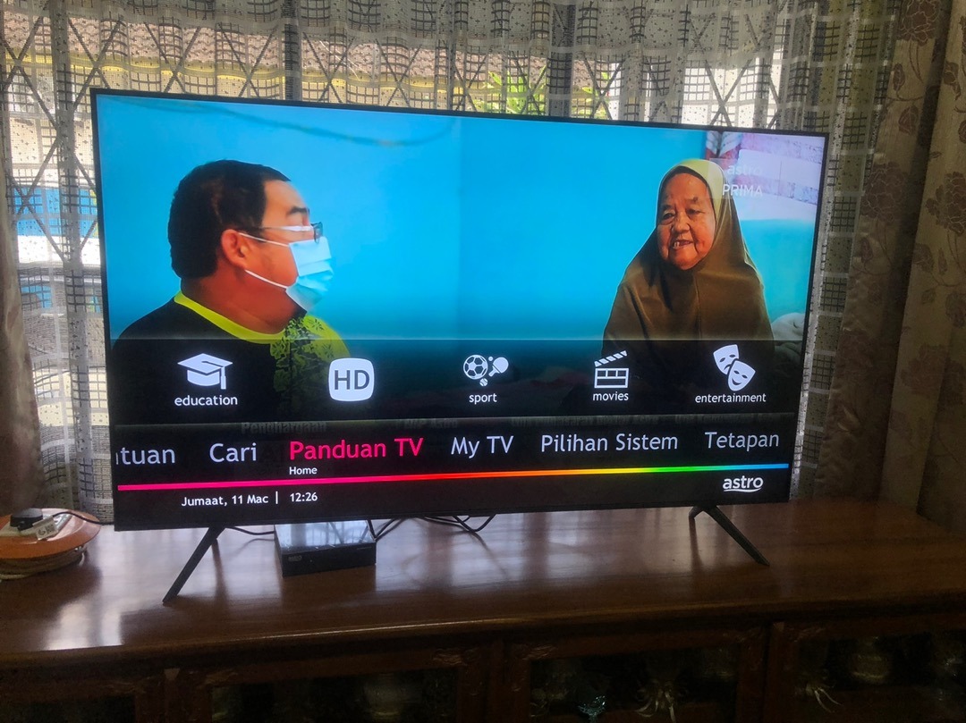 Samsung 55" LED Smart TV 4K Ultra HD Ansuran Mudah (Installment), TV