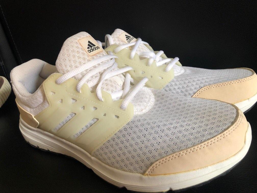 White sales adidas ortholite
