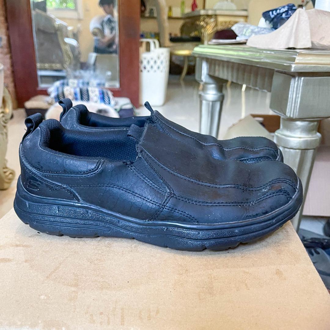 Skechers relaxed fit memory foam 2025 8.5