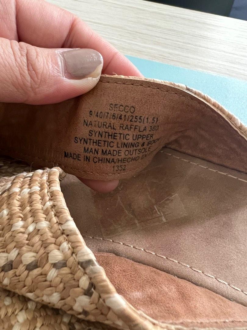 Steve Madden Secco Slides Rattan EU 40/ 9 (Category: Flats & Sandals) located in Makati City. Submitted by PrelovedBySandy (Listing ID 1186354018, Image 3). Description: RFS Need funds for school. Original Price: 1,799 No return no exchage. SF shouldered by buyer. GCash Only. Happy Shopping ❤️❤️❤️ Thank you!.