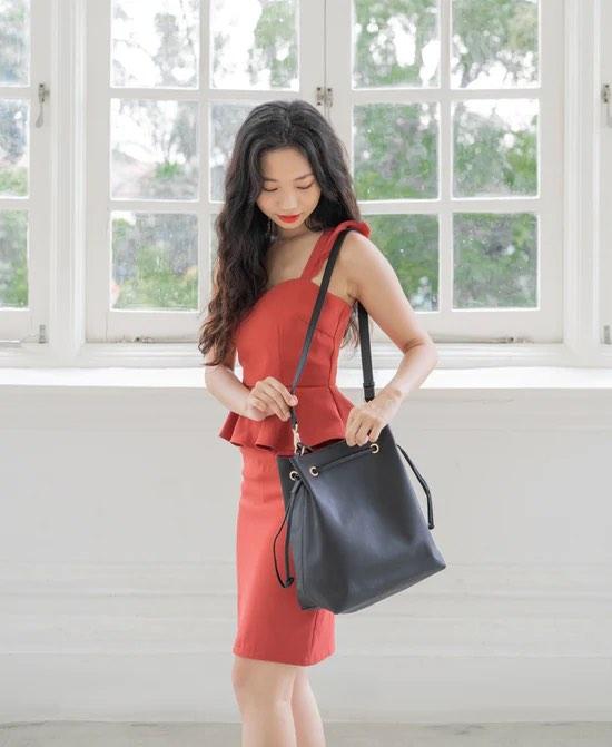 Kara bucket hotsell bag