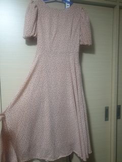 (Category: ) located in . Submitted by clothesforgrab (Listing ID 1186429147, Image 1). Description: .