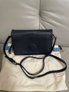 （分類：）位於 。 由 loagnes 提交（商品編號 1186420762，圖片 1）。簡介： 。