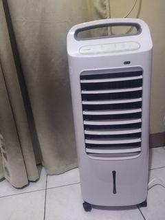VO.TEMM Air Cooler with remote and 4 ice pack