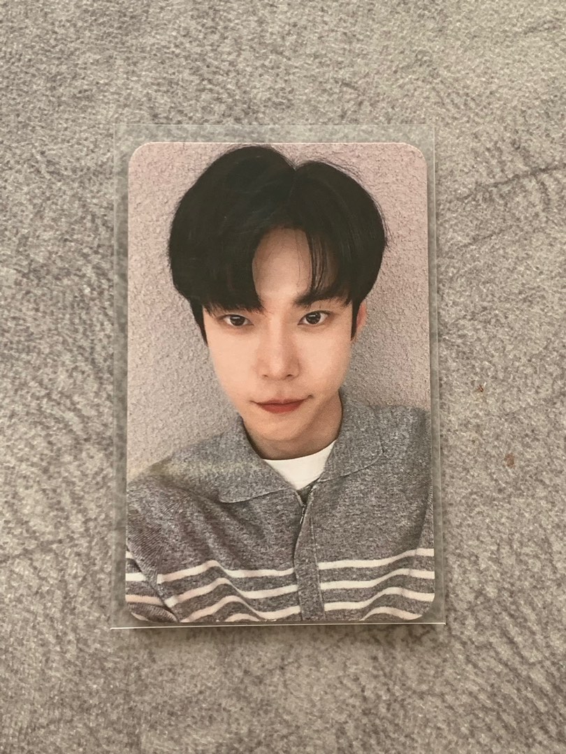 wts/lfb nct127 doyoung favorite kmstation fs pc, Hobbies & Toys