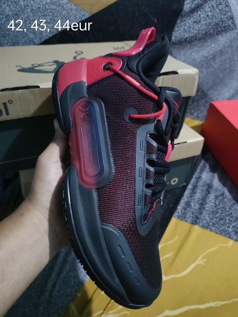 xtep basketball shoes