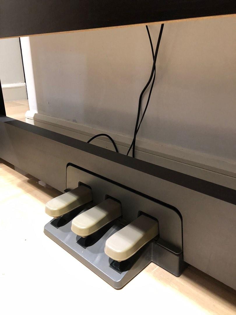 Yamaha Digital Piano dgx 650, Hobbies & Toys, Music & Media, Musical