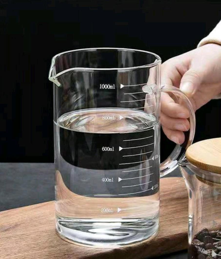 1 Litre Glass Pitcher/Beaker, Furniture & Home Living, Kitchenware