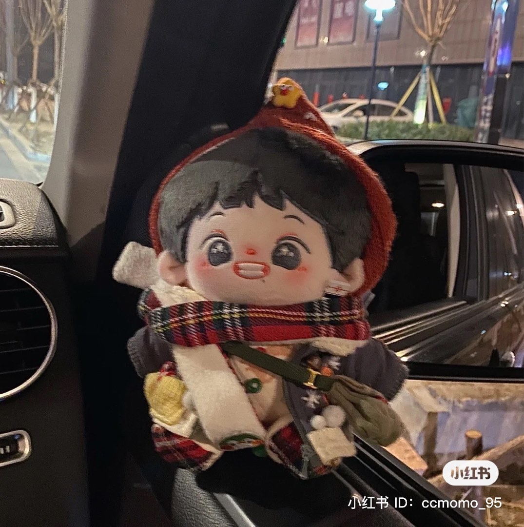 Xixi top princess doll