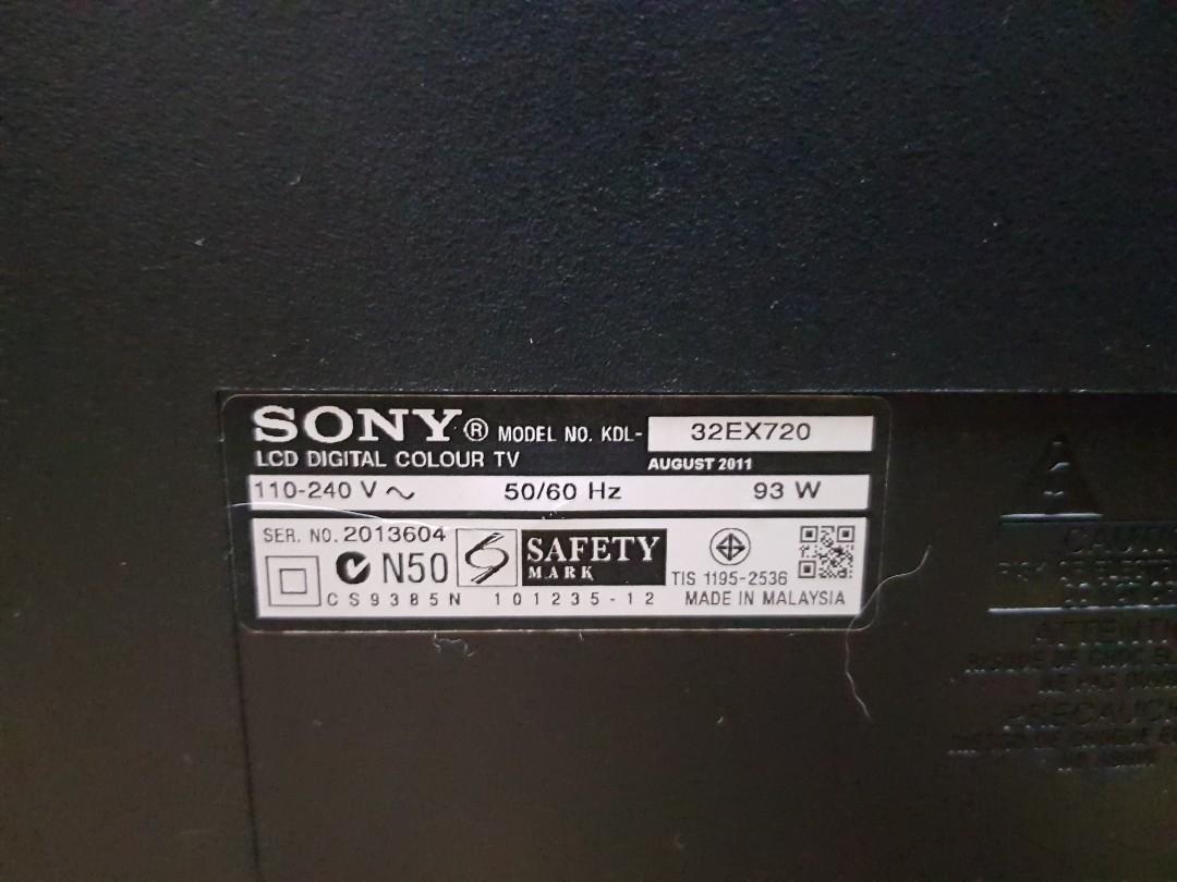 32" Sony Bravia 3DTV ex720 + 3 3d glasses [DEFECTIVE, Green screen ] kdl32ex720, TV & Home