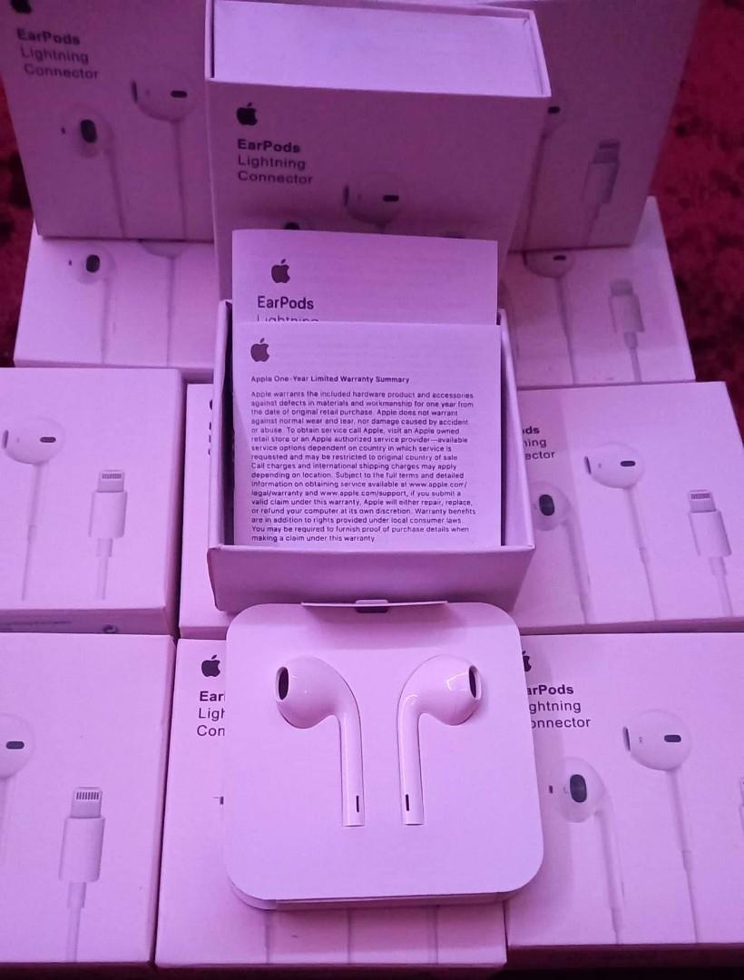Airpods gen3 and earpods lightning connector, Audio, Earphones on Carousell