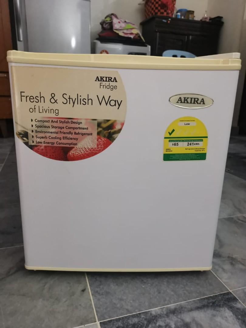 Akira mini fridge (Japan), TV & Home Appliances, Kitchen Appliances