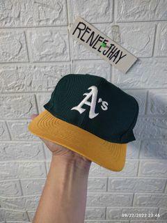 AOKLAND  ATHLETIC VINTAGE SNAPBACK
BY. AMERICAN NEEDLE
OTTO SNAP
LEGIT
EXCELLENT CONDITION
NO ISSUES
PRICE 3k  PLUS SF
PM