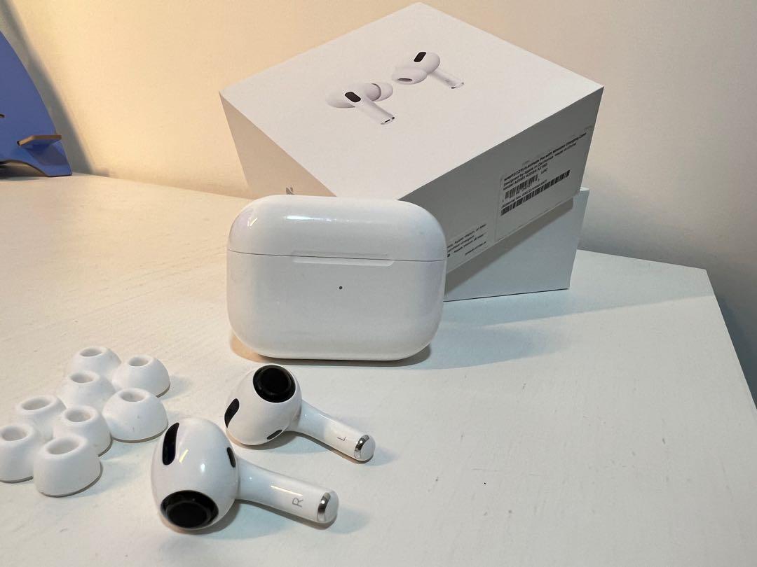 Apple airpods pro 第一代連盒已在天才吧換左右耳機, 音響器材, 頭戴式