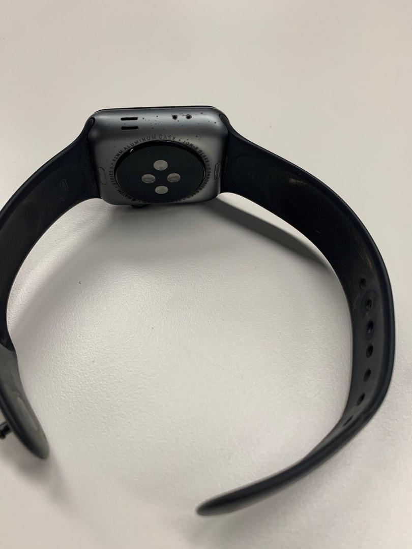 Apple watch series 3 42 mm Men s Fashion Watches Accessories