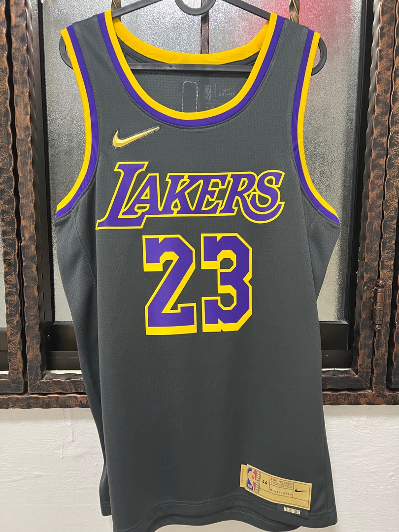 Nike Basketball LA Lakers 'LeBron James' NBA swingman vest in