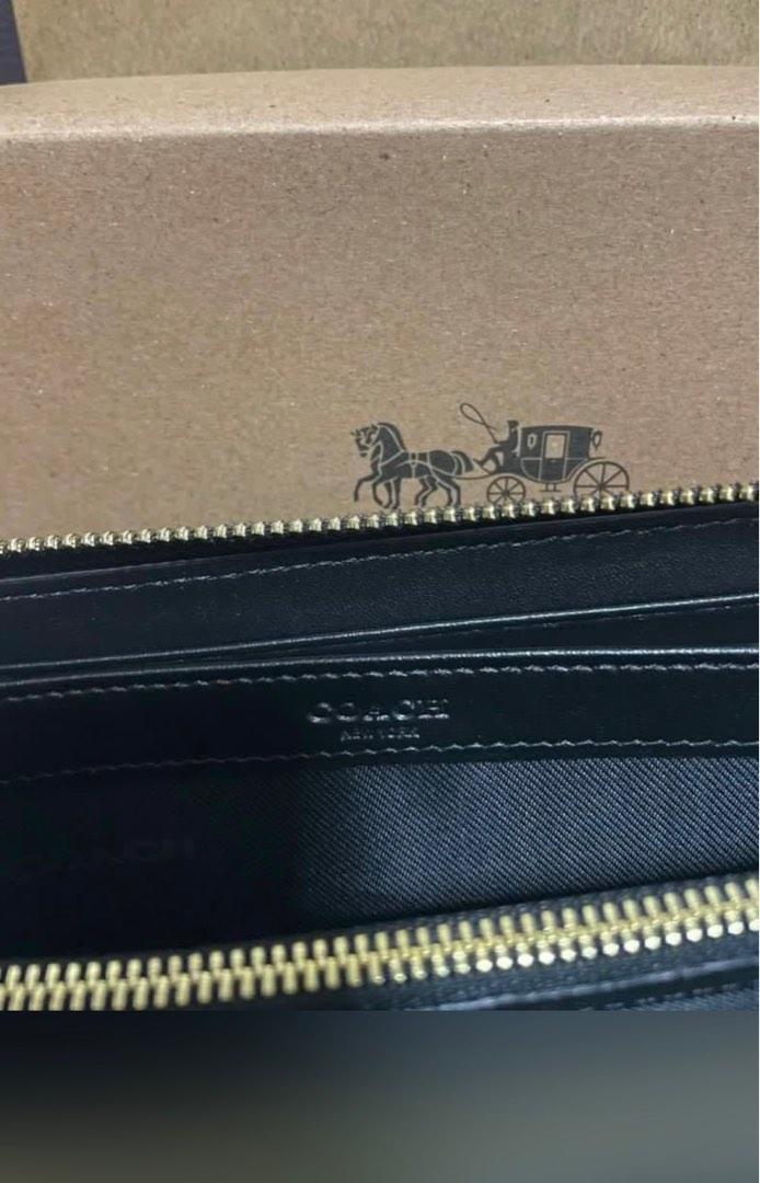 Available on Hand Coach Long Wallet, Women's Fashion, Bags & Wallets ...