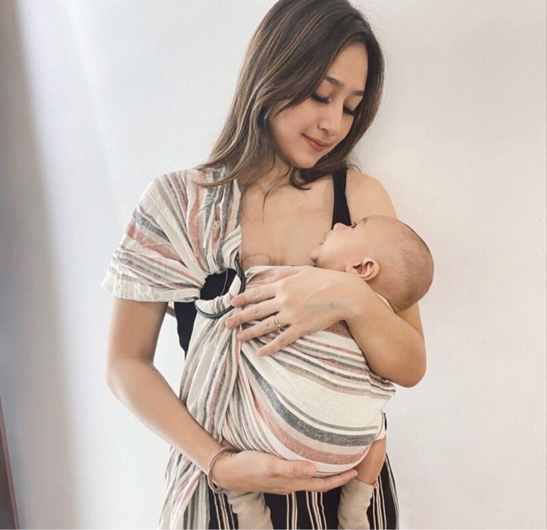 My baby top pouch ring sling