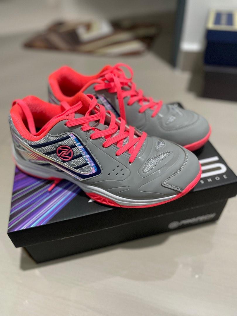 Protech badminton top shoes