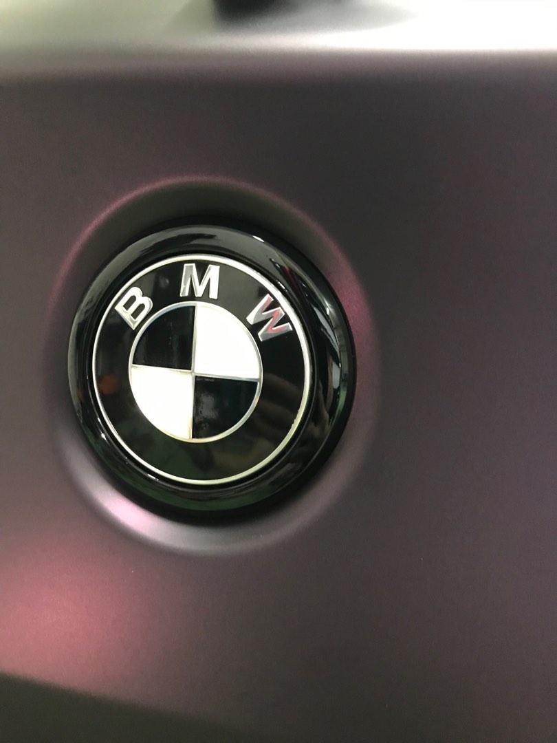 BMW 116i rear logo frame dechrome/sticker wrap, Car Accessories ...