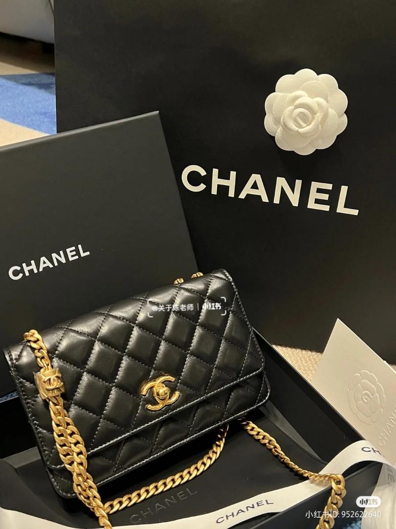 BNWT! 🖤 CHANEL 22C Black Gold Ball Pearl Crush 🖤 Wallet On Chain Flap Bag  GHW 