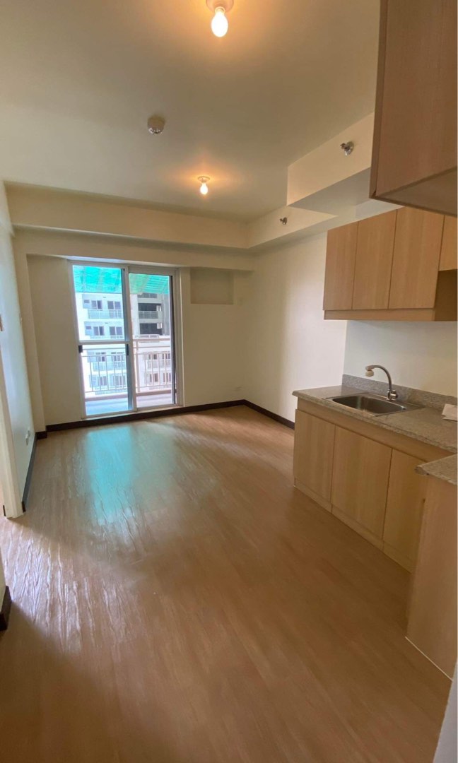 Brixton Place Condominium, Property, Rentals, Apartments & Condos on