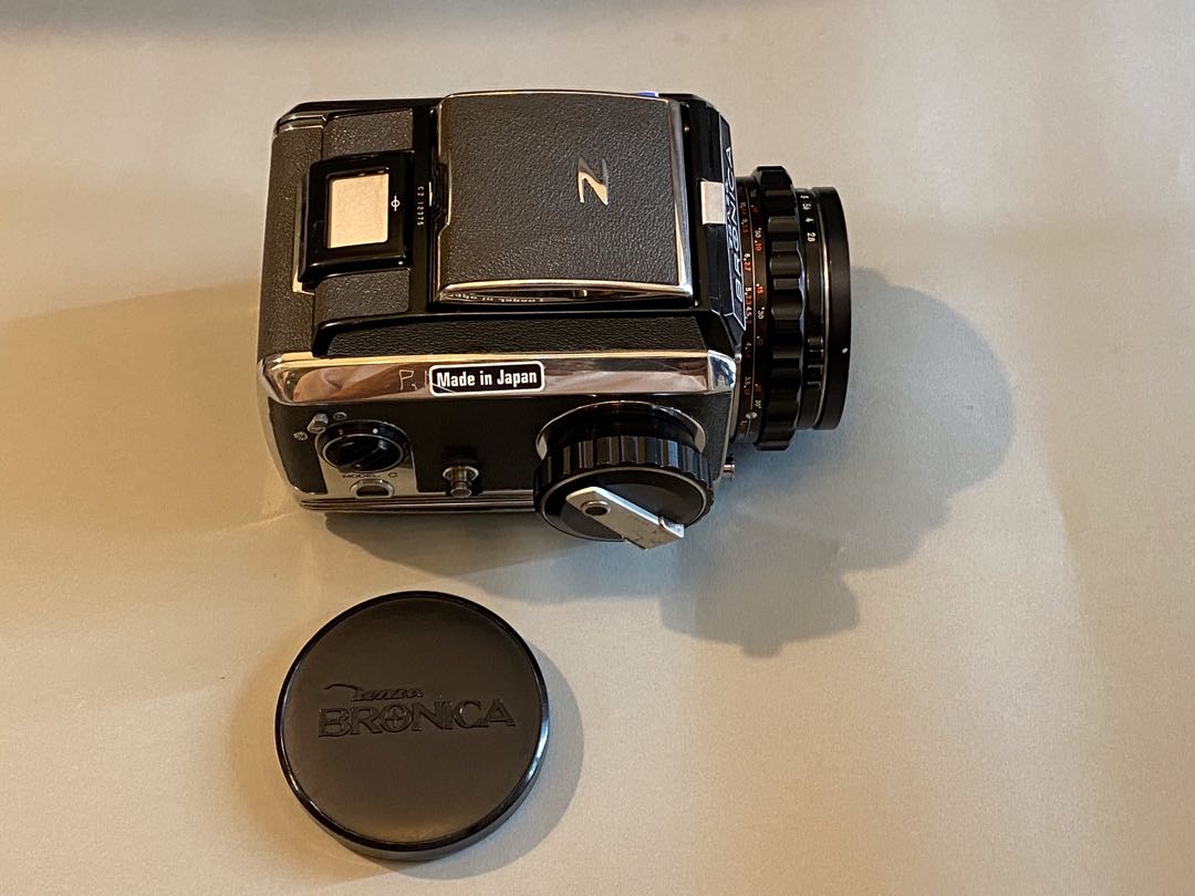 Bronica Model C medium 6x6 120 film camera + Nikkor - HC 75mm